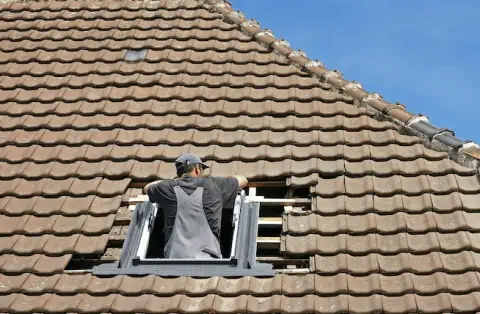 Pose de velux à Pons